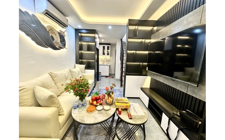 DUY NHẤT 1 CĂN THÁI HÀ - PHỐ VIP DUY TRÌ DÒNG TIỀN CỰC TỐT -  Ô TÔ ĐỖ GÀN - KINH DOANH ĐỈNH - VIEW ĐẸP - GẦN PHỐ